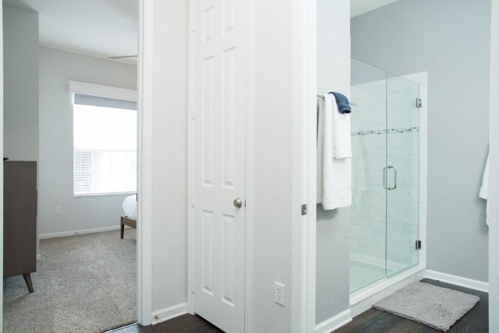 Penthouse Next To Convention Center & Universal 3 Bedroom Condo by RedAwning Condo, 3 Bedrooms 14