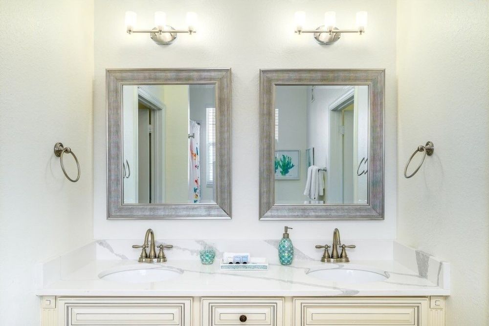 Penthouse Gem. All New! 3 Bedroom Condo by Redawning Condo, 3 Bedrooms 18