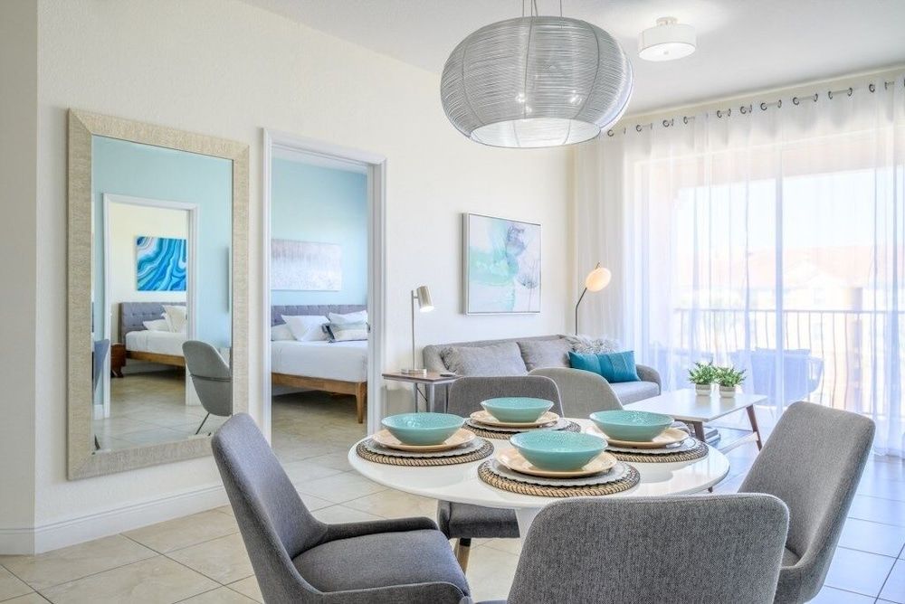 undefined Penthouse Gem. All New! 3 Bedroom Condo by Redawning