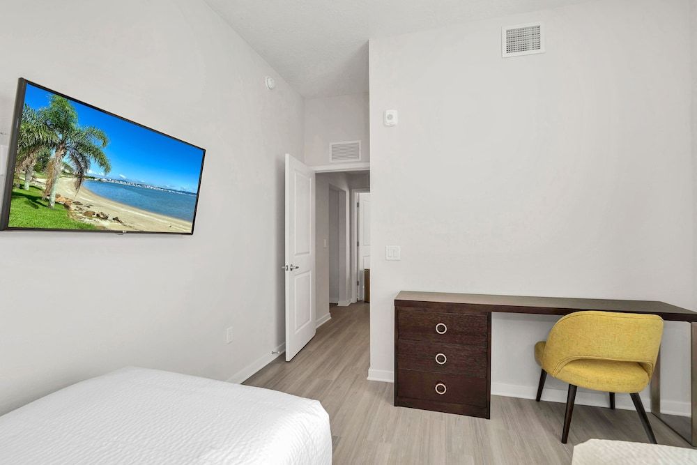 4013 Breakview Drive Apartment (3 Bedrooms) 3