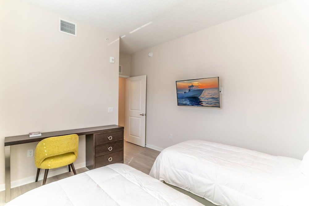 4013 201 Vista Cay Condo (4013 201 Vista Cay) 4