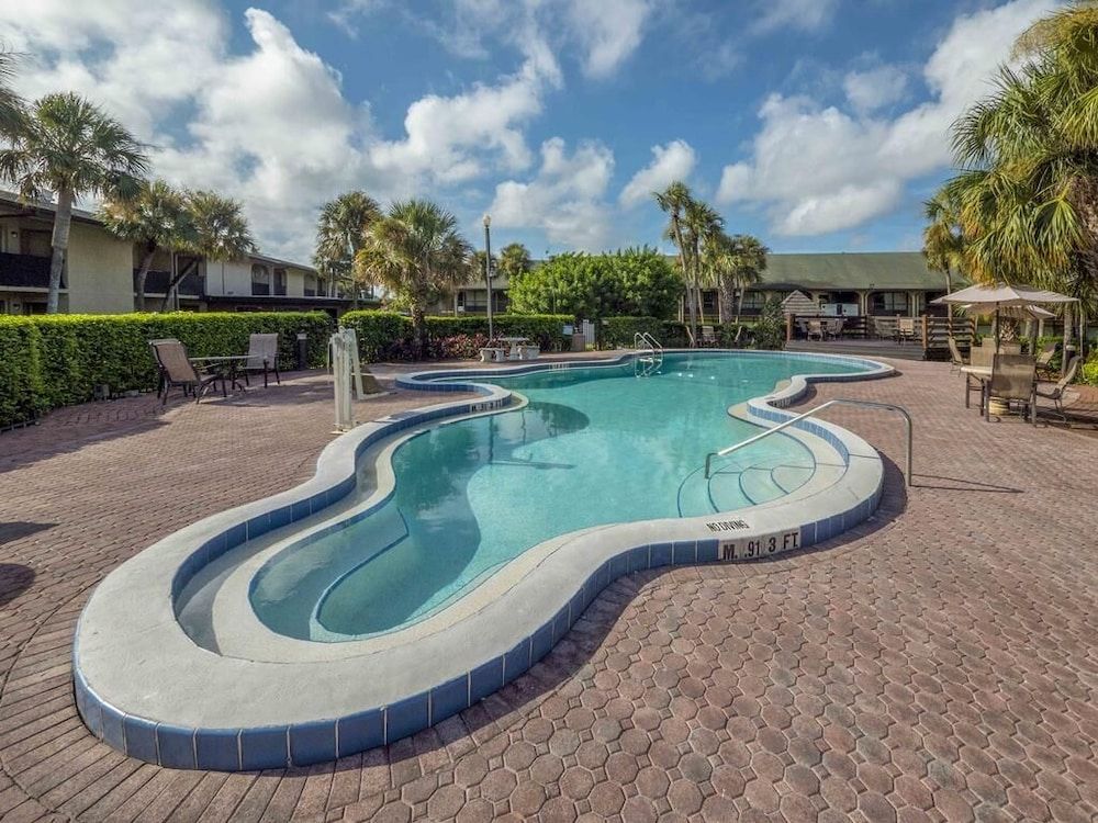 undefined Countryside Inn & Suites Orlando 2