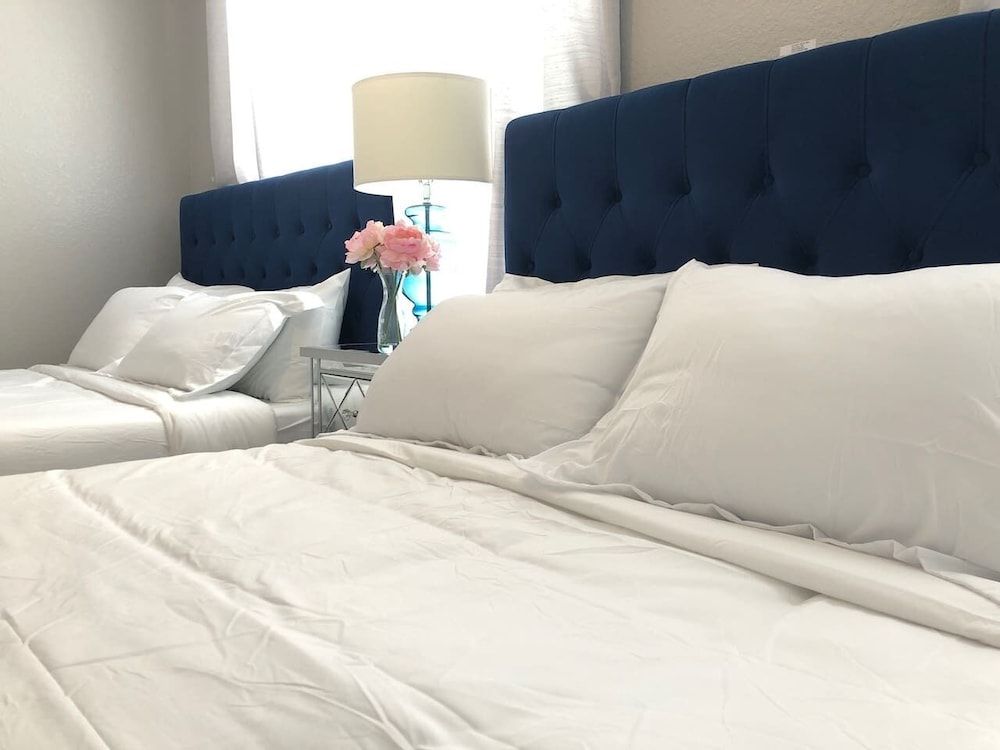 undefined Tideview 166 · NEW Ultra Modern & Super Clean 3 Full Suites 10