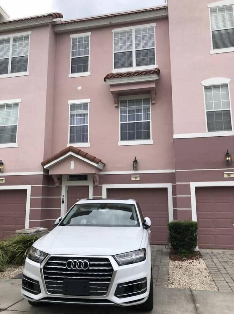 undefined Tideview 166 · NEW Ultra Modern & Super Clean 3 Full Suites 3