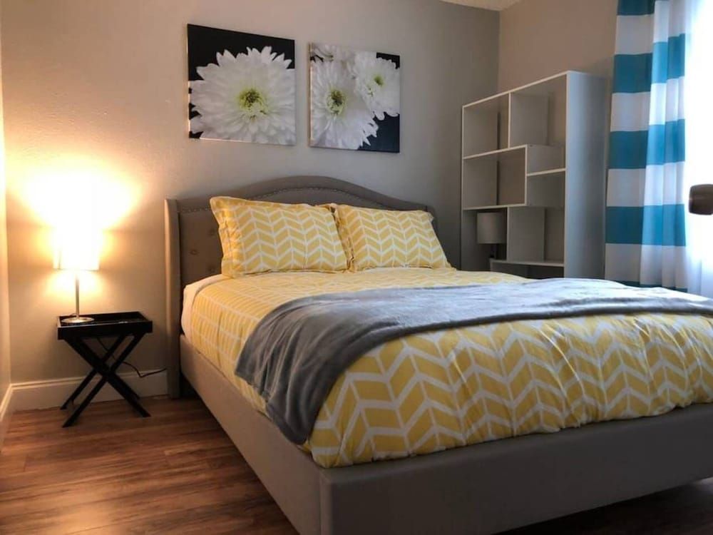 undefined 6150 Sandcrest · New! Walk to Universal. Sleep 9. Near Disney 7