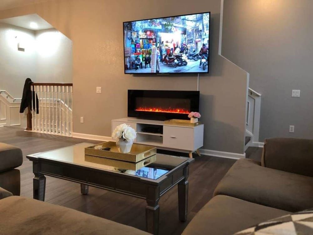 Tideview 66 · NEW Luxury 3 Suites Resort Home. Sleep 9 House (3 Bedrooms) 17