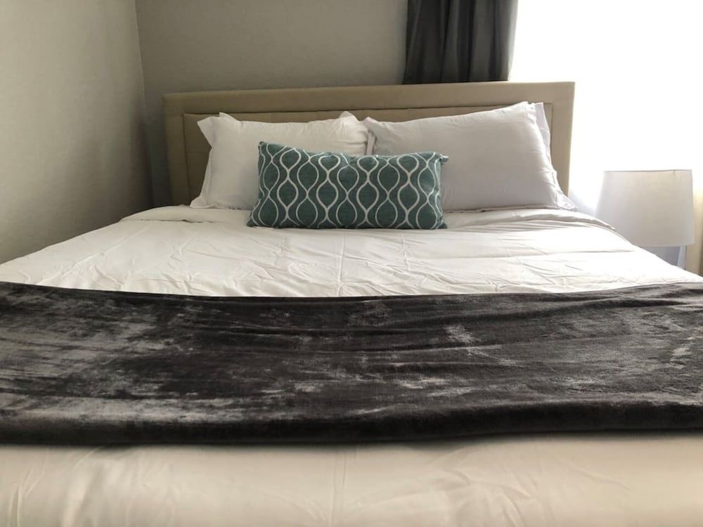 Tideview 20 · Walk TO Convention! Near Universal & Disney House (3 Bedrooms) 9