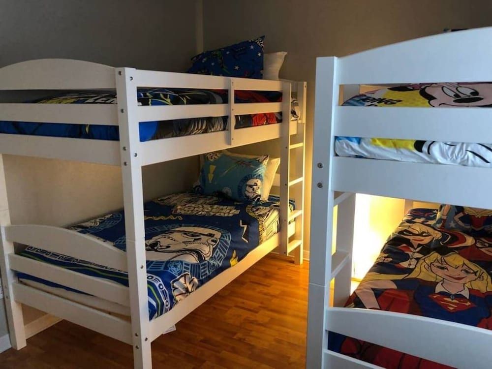 undefined 6148 Sandcrest · Across Street From Universal. Pool Sleep 8+ 4