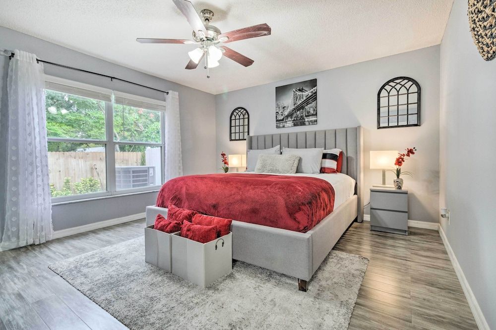 undefined Chic Orlando Family Getaway w/ Fenced Yard! 10