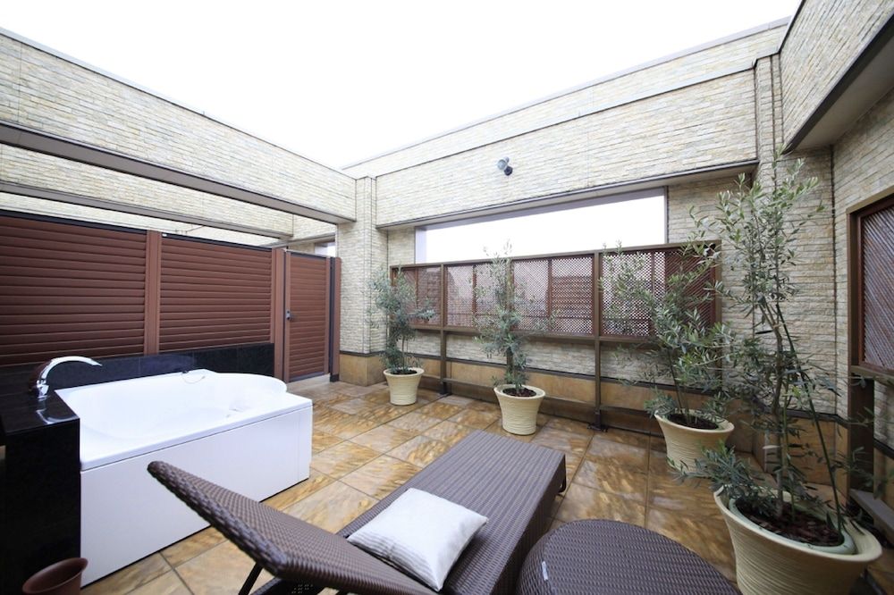 undefined Hotel Coco Grand Kitasenju 4