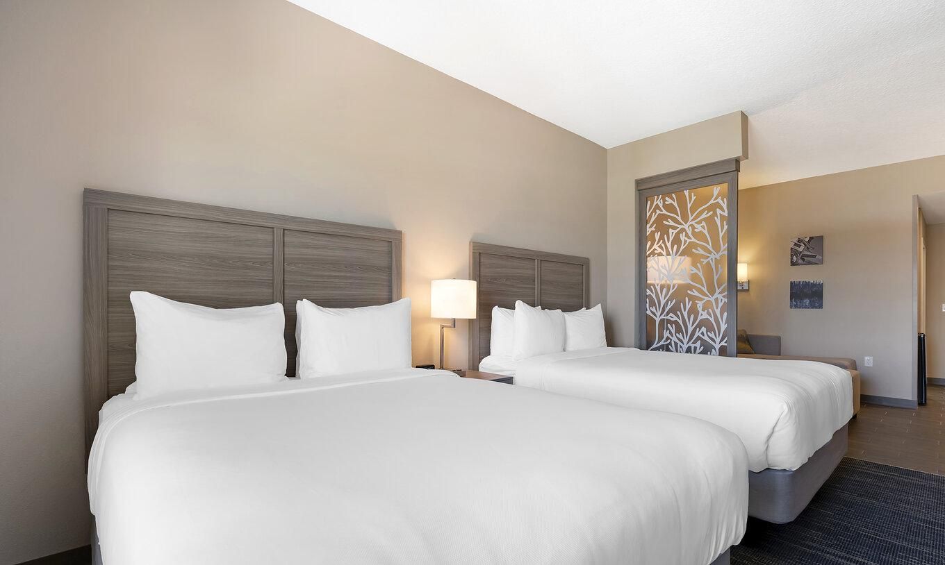 Pestana Orlando Suites - Lake Buena Vista Double Queen Suite - 2 Adults 1 Child