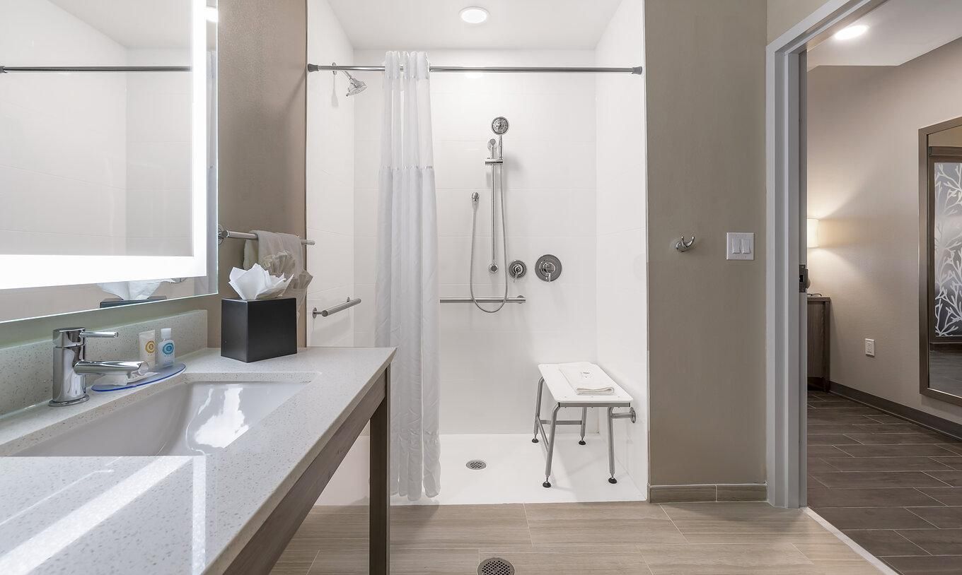King Suite - Accessible