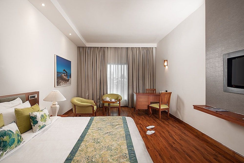 The Avenue Regent Superior Room 7
