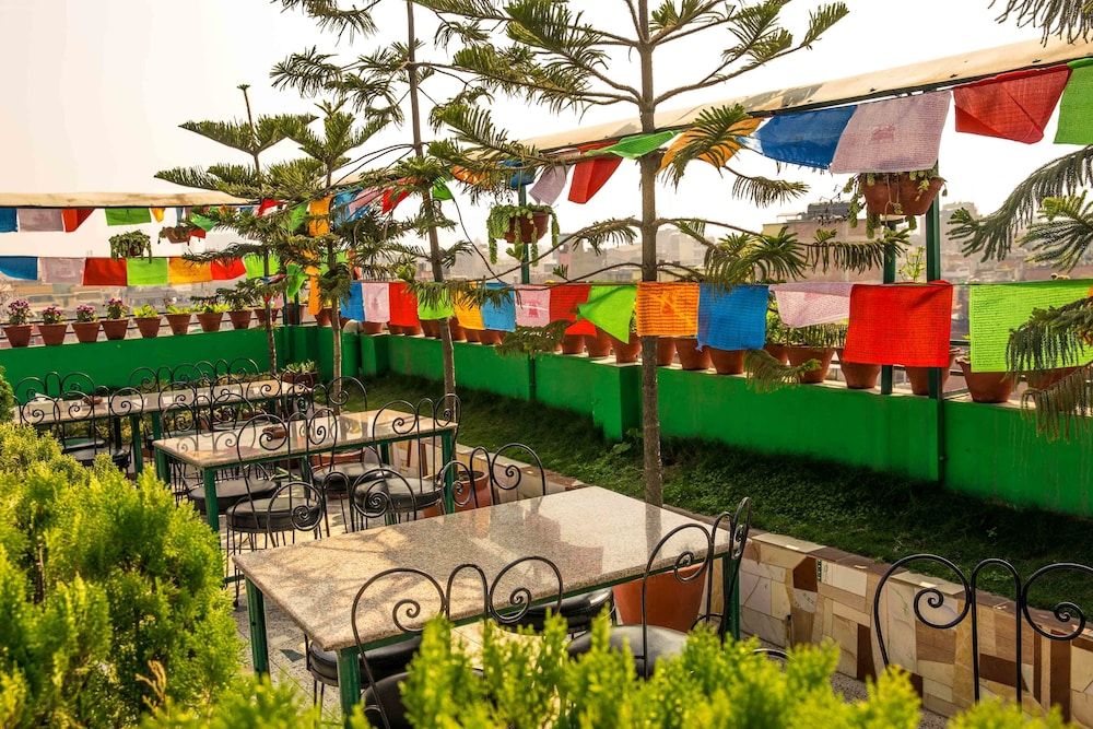 Hotel Nepalaya Deluxe Twin Room 6