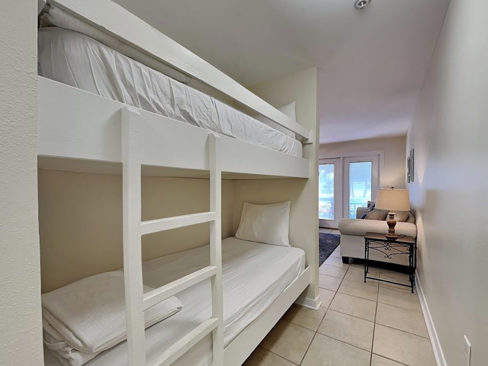 Condo, Multiple Beds, Kitchen, Garden View (#115 East - No Pets Allowed)