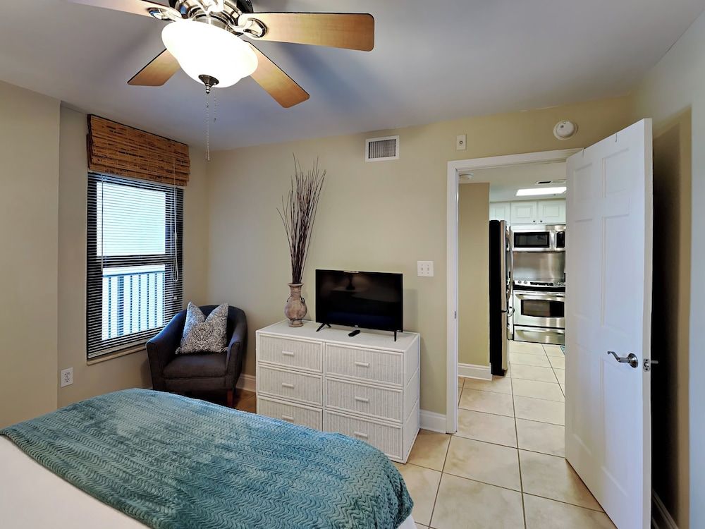 Condo, Multiple Beds, Balcony, Ocean View (#703 - No Pets)