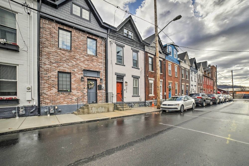 undefined Pittsburgh Vacation Rental in Lawrenceville! 8