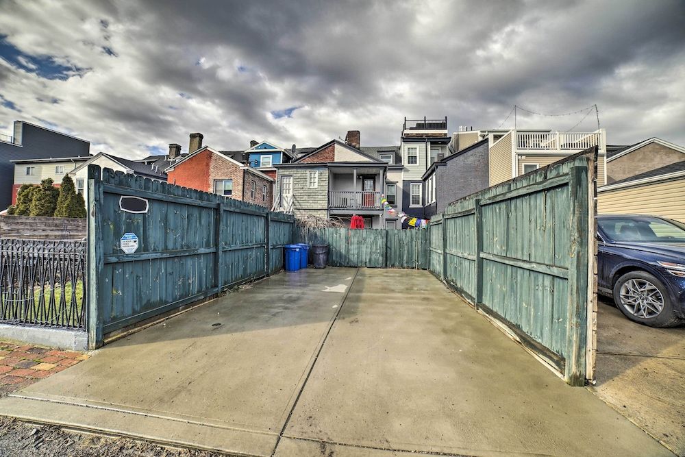 undefined Pittsburgh Vacation Rental in Lawrenceville! 4