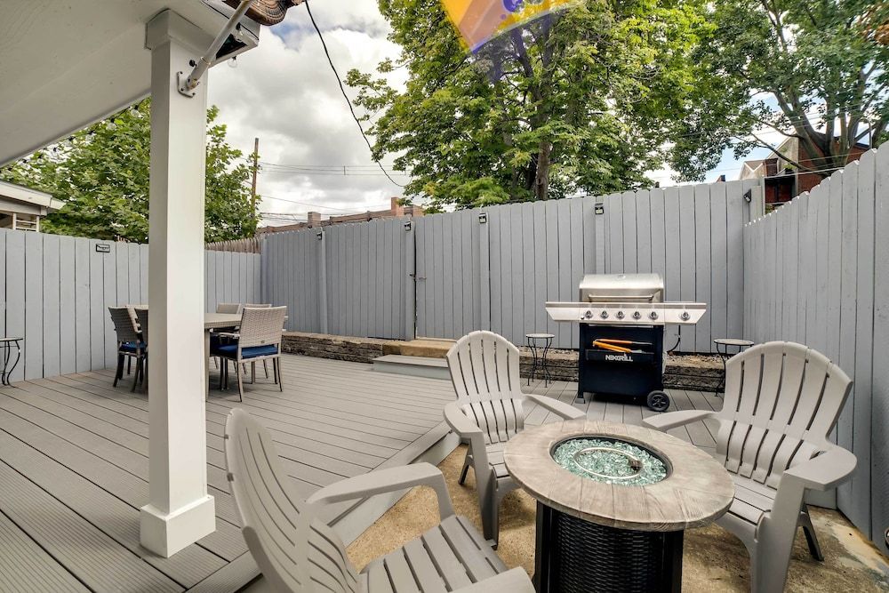 undefined Shadyside House - 100 Feet to Walnut Street! 4