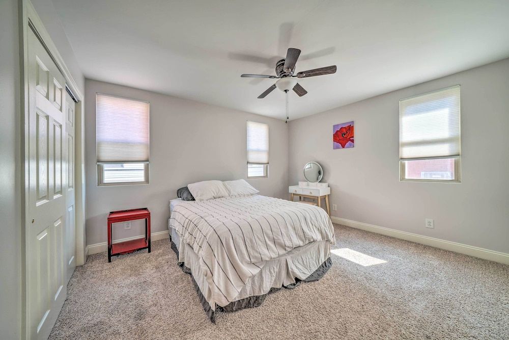 undefined Pittsburgh Row Home: Steps to Stadiums & Dtwn! 7