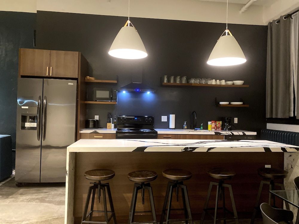 424-Apt. 400 Apartment 9