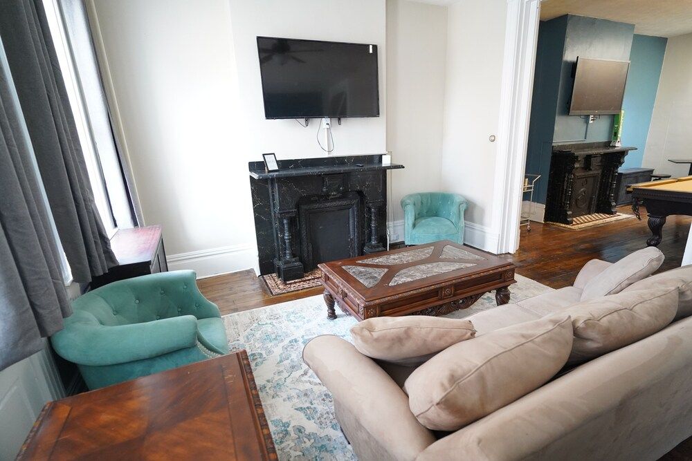 1210 Roland Way- Apartment Apartment 25