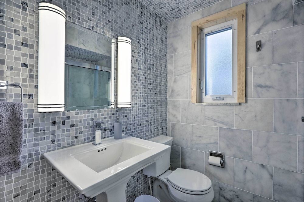 undefined Pittsburgh Townhome ~ 5 Miles to Market Square 7