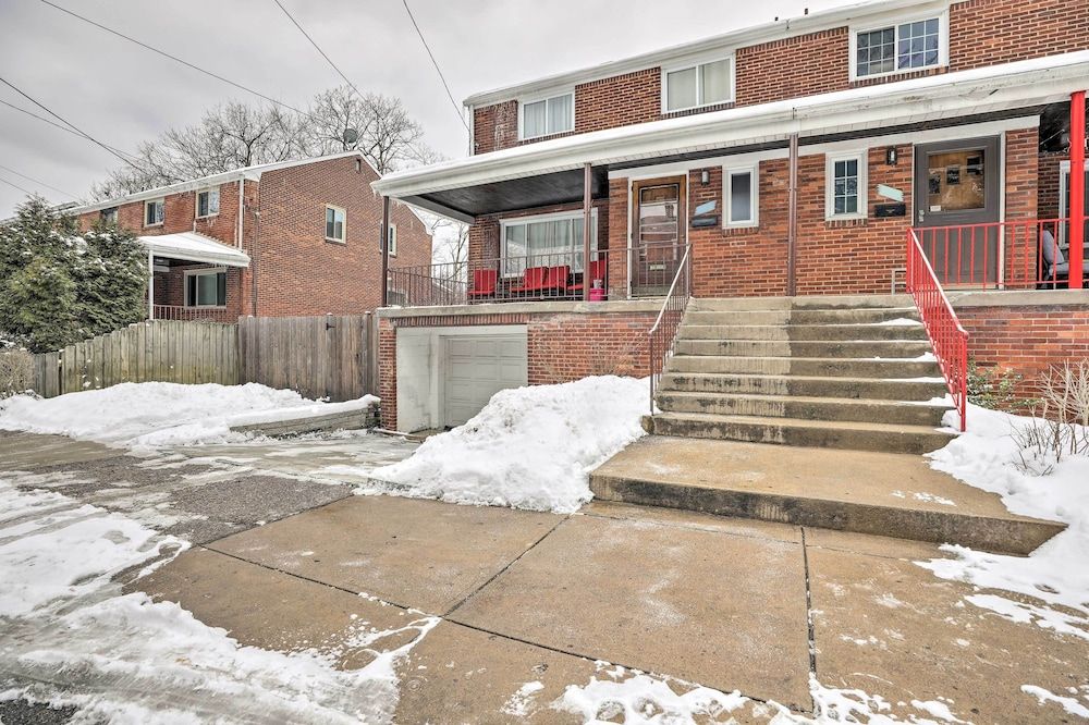 undefined Pittsburgh Townhome ~ 5 Miles to Market Square 2