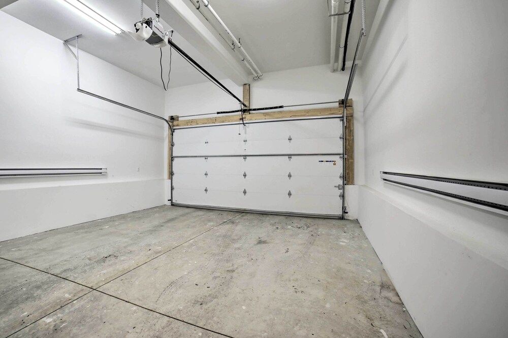 undefined Stylish Pittsburgh Townhouse w/ City Views! 10