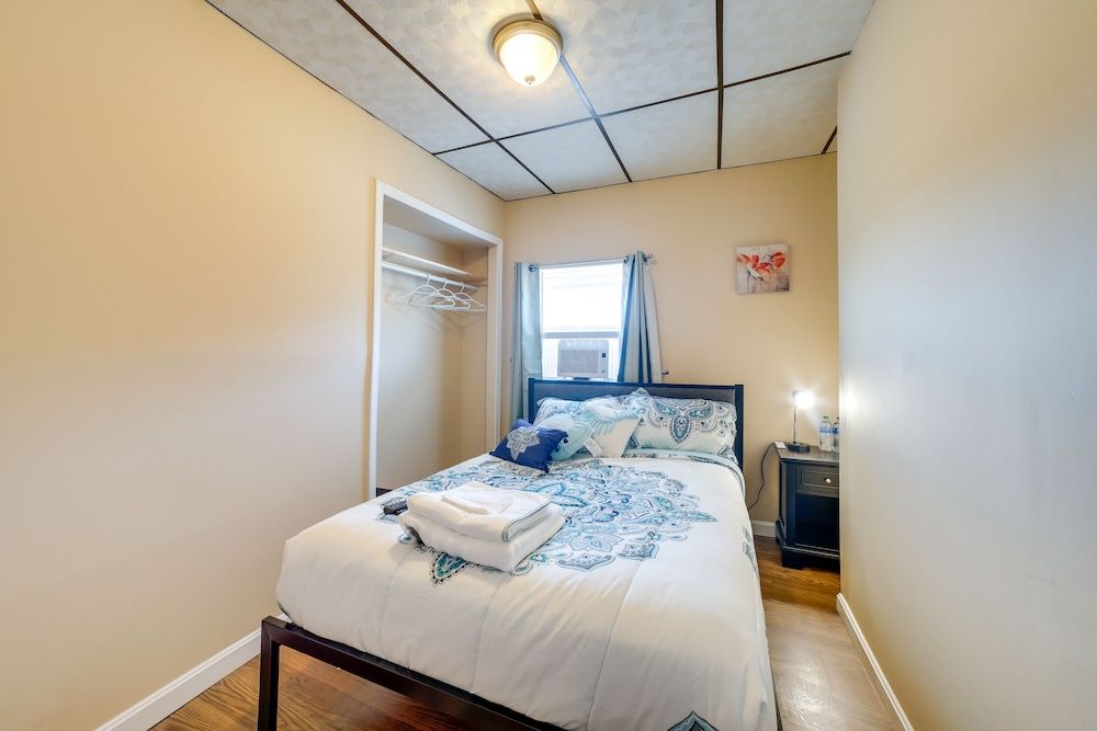 undefined West Oakland Home - 2 Mi to Downtown Pittsburgh! 6