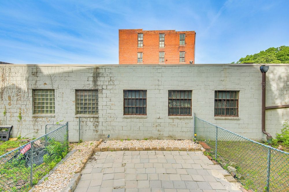 undefined West Oakland Home - 2 Mi to Downtown Pittsburgh!