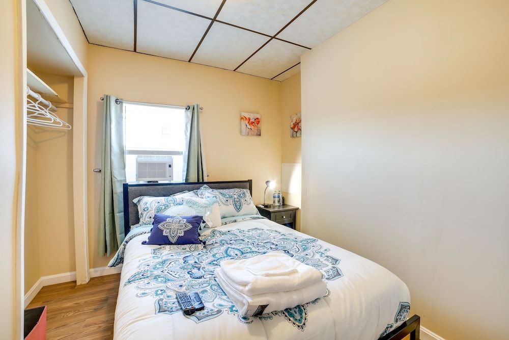 undefined West Oakland Home - 2 Mi to Downtown Pittsburgh! 10