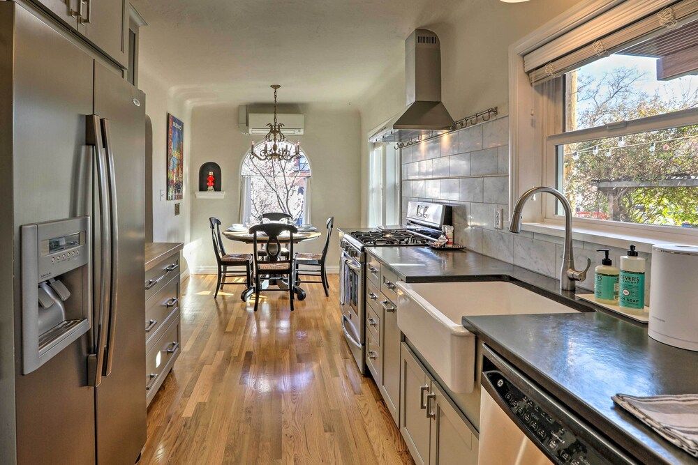 undefined Authentic Midtown Reno Cottage < 1 Mi to Riverwalk 8