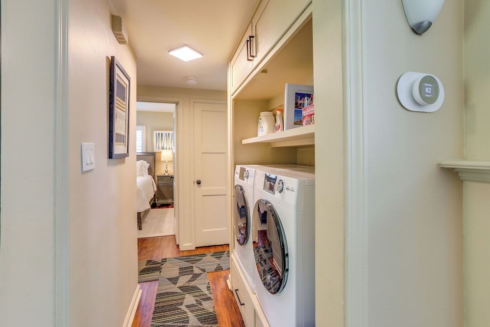 undefined Modern Reno Abode Near Parks & Midtown! 5