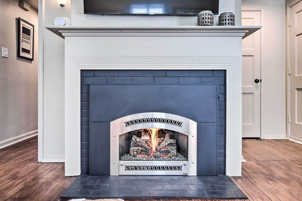 undefined Modern Reno Abode Near Parks & Midtown! 2