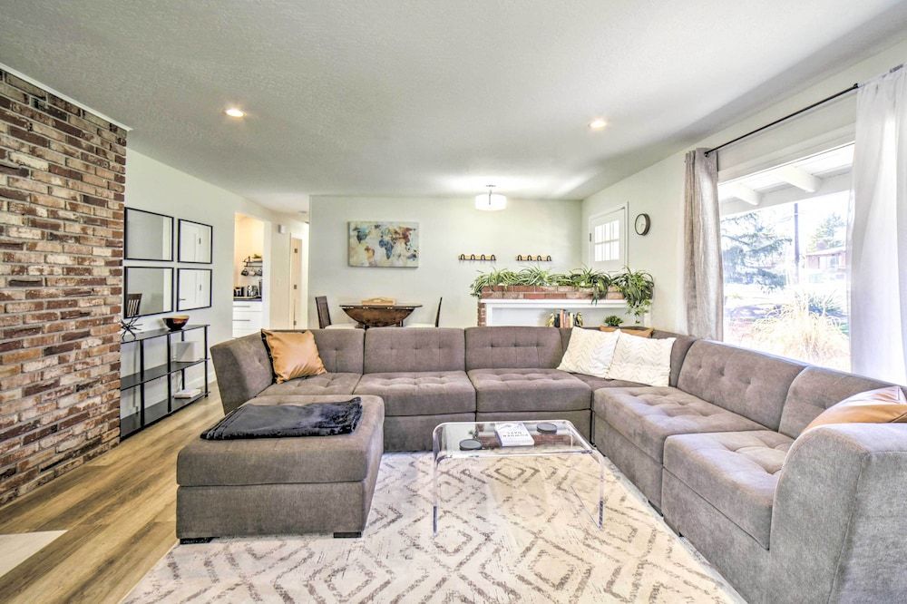 undefined Remodeled Reno Retreat - Day Trip to Tahoe! 4