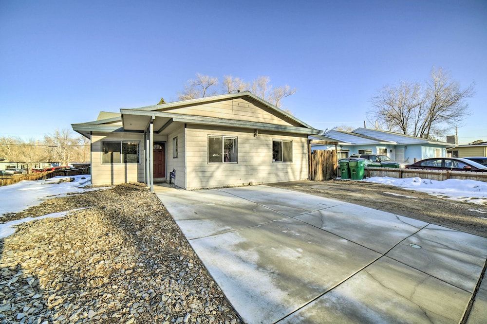 undefined Comfortable Home ~ 2 Mi to Reno Riverwalk 2