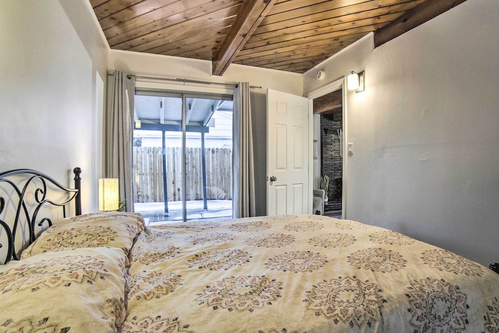 undefined Comfortable Home ~ 2 Mi to Reno Riverwalk 9