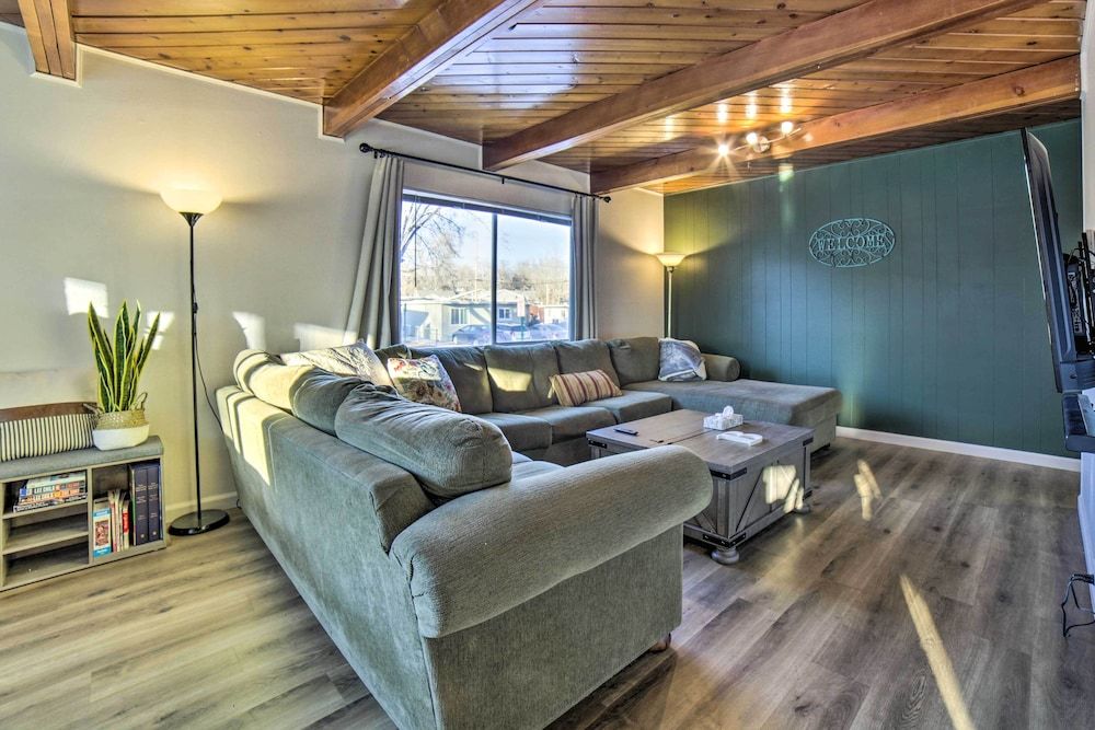 undefined Comfortable Home ~ 2 Mi to Reno Riverwalk 8