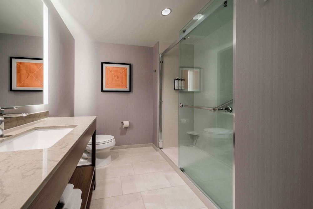 Suite, 1 Bedroom, Kitchen