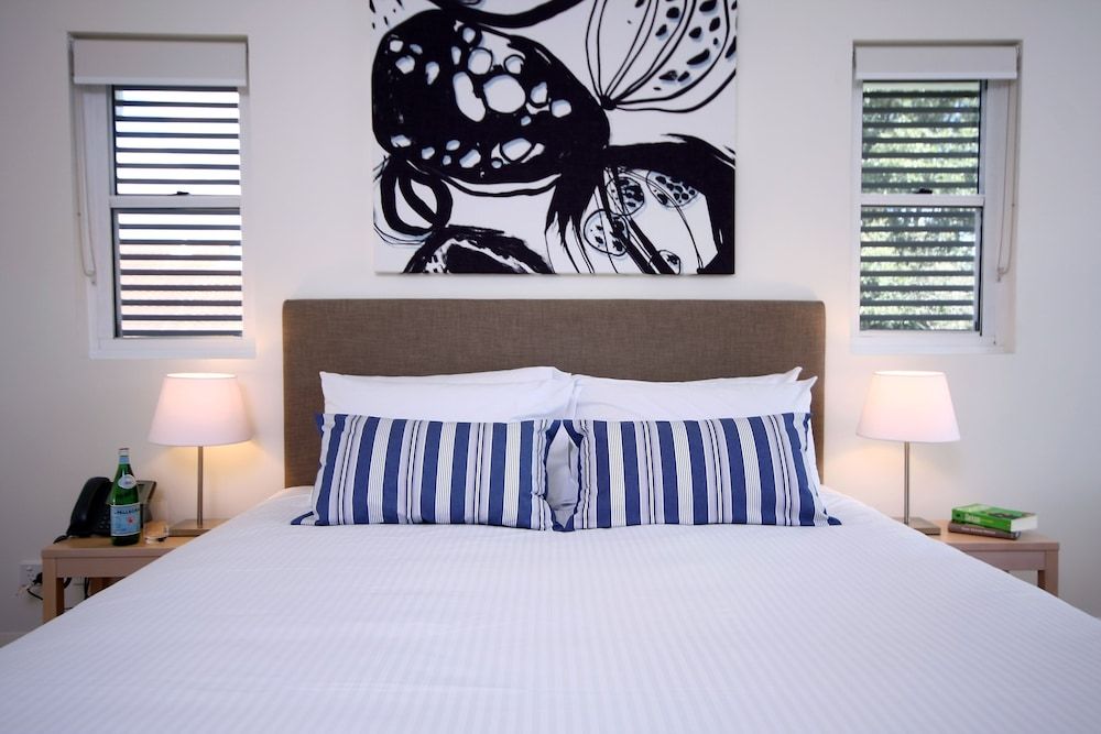 One Bedroom Apartment