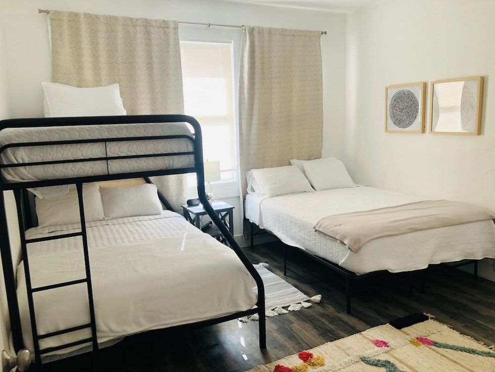 Apartment (2 Bedrooms)