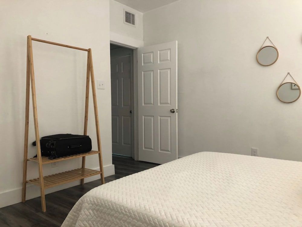 Apartment (2 Bedrooms)