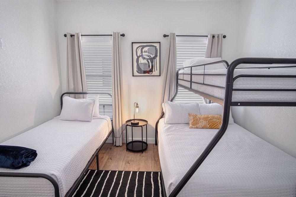 Apartment (3 Bedrooms)