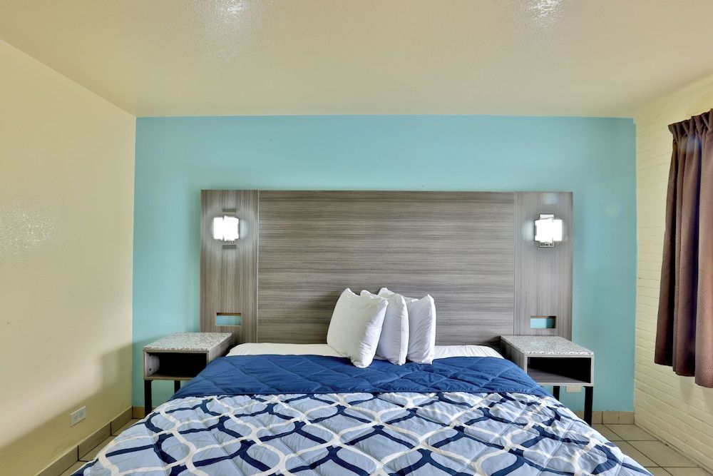 Superior Room, 1 King Bed, Non Smoking