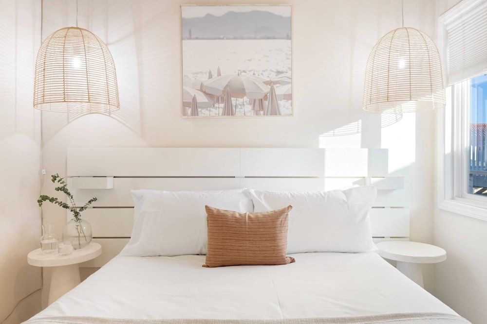 undefined Mission Point 2 by Avantstay Mission Beach Home w/ Large Balcony Steps to Beach! 6