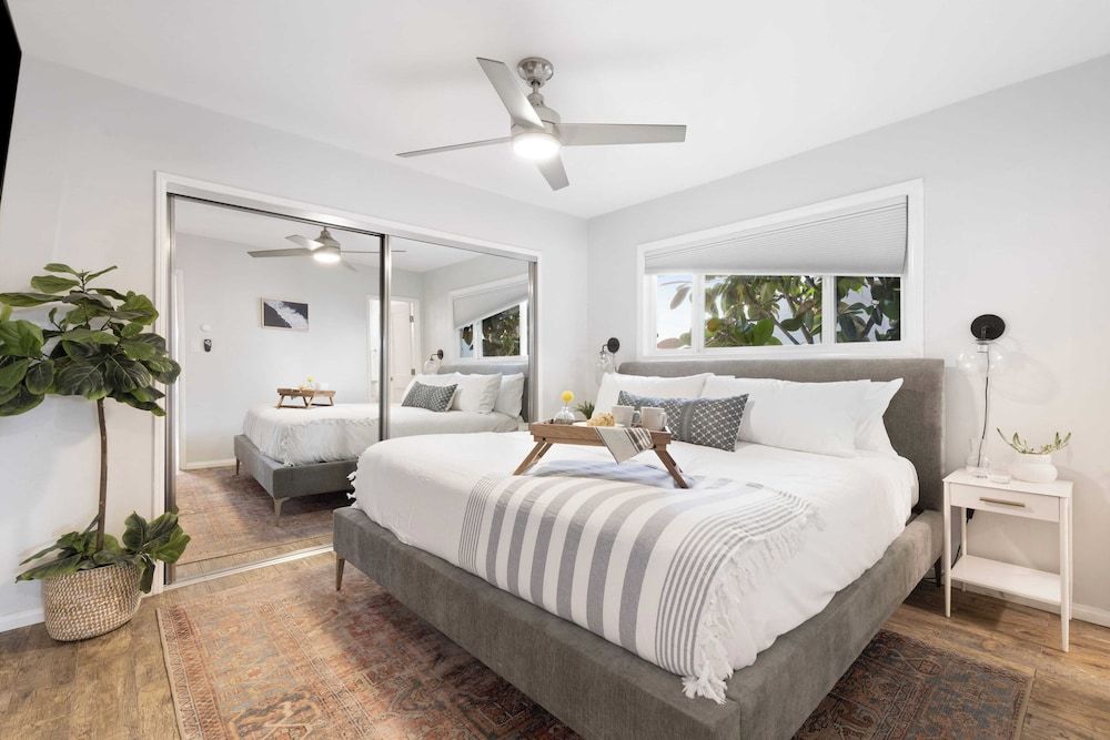 undefined Mission Point 1 by Avantstay San Diego Beach House w/ Huge Patio & Fire Pit Walk to Beach!