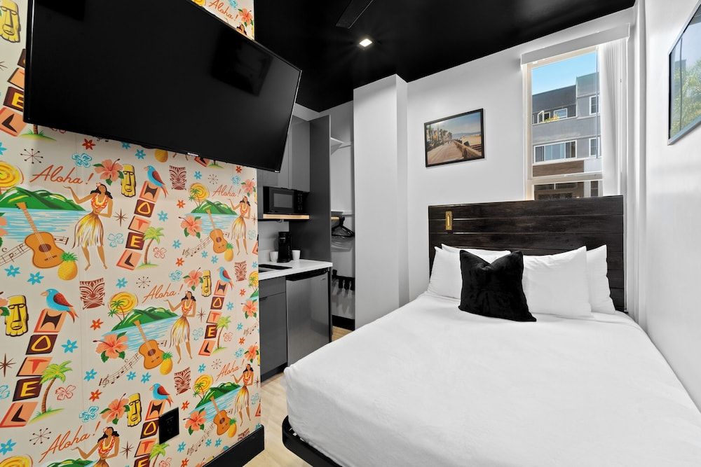 Balboa Park Hotel Standard Room Full Bed 3