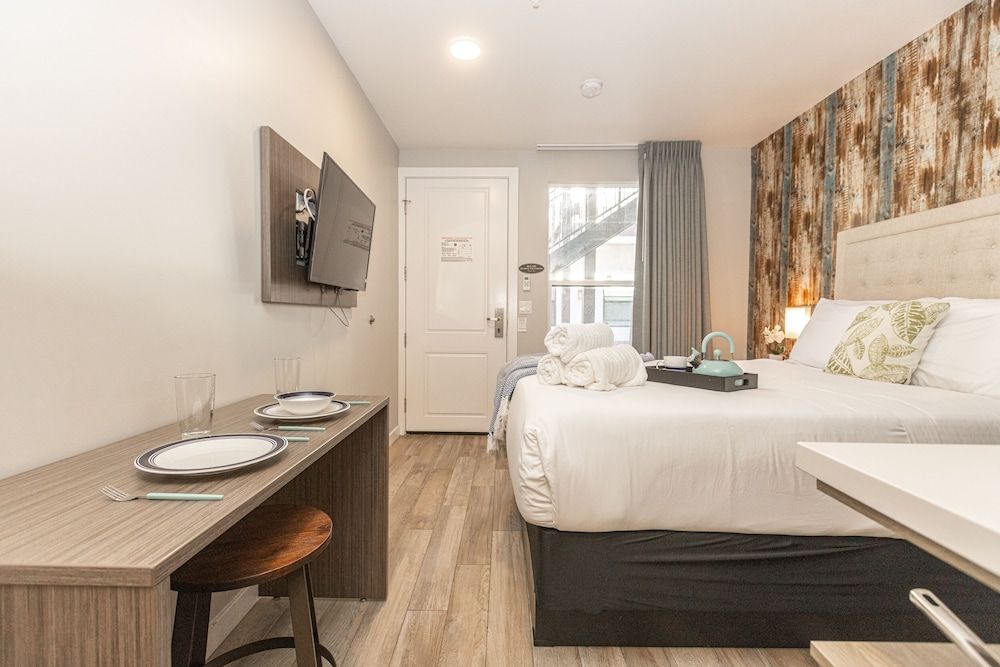 undefined Old Town 10