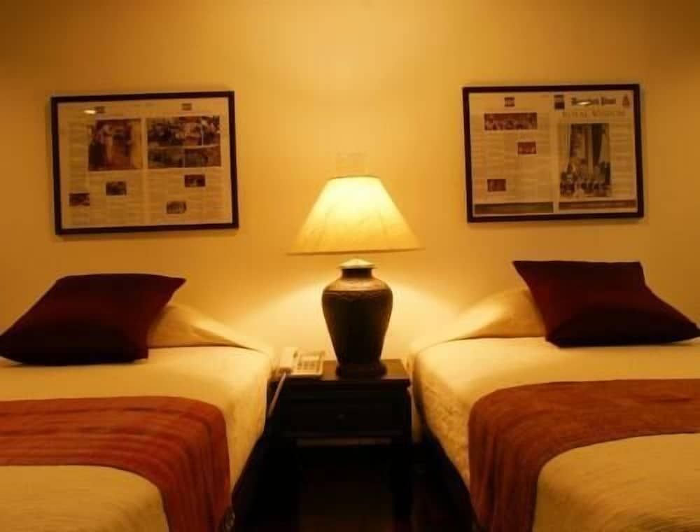 undefined Cucumber Inn 7